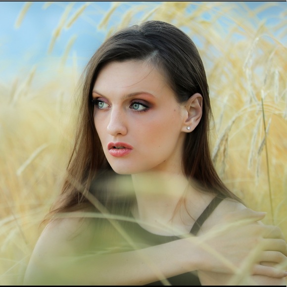 Meet your Posher, Abi - Picture 2 of 8